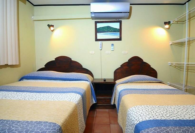 غرفه قياسيه سريرين مزدوجين, Mangaby