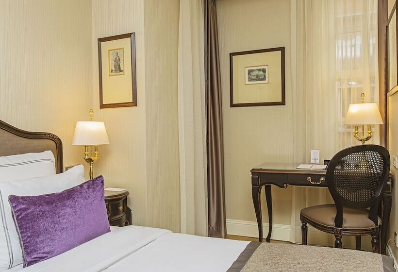 اتاق لوکس یک تخته, Meroddi Bagdatliyan