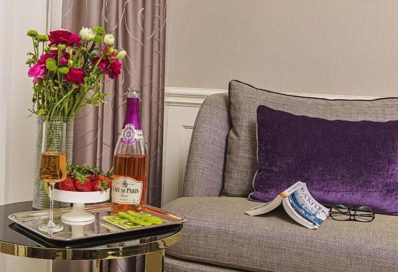 سوییت لوکس, Meroddi Bagdatliyan