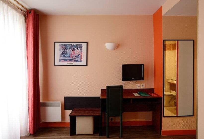 اتاق استاندارد یک نفره, Pierre Nicole