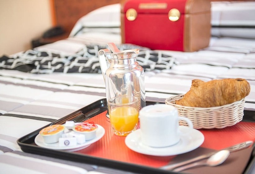 اتاق استاندارد, Pierre Nicole