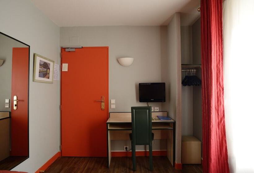 اتاق استاندارد یک نفره, Pierre Nicole