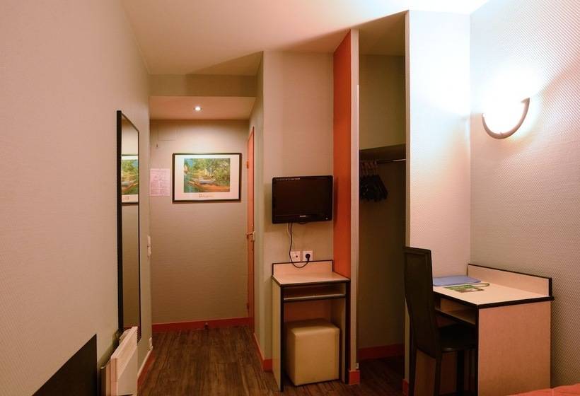 اتاق استاندارد, Pierre Nicole