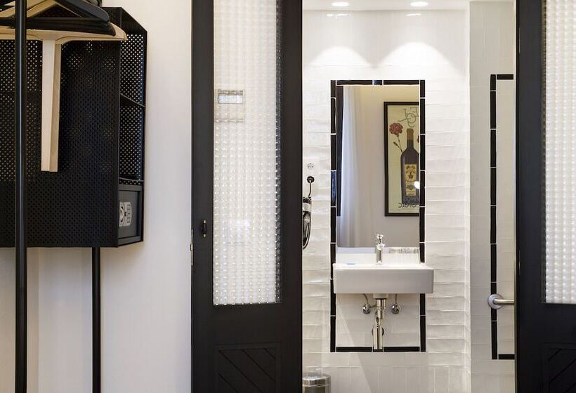 اتاق اکونومی, Praktik Vinoteca