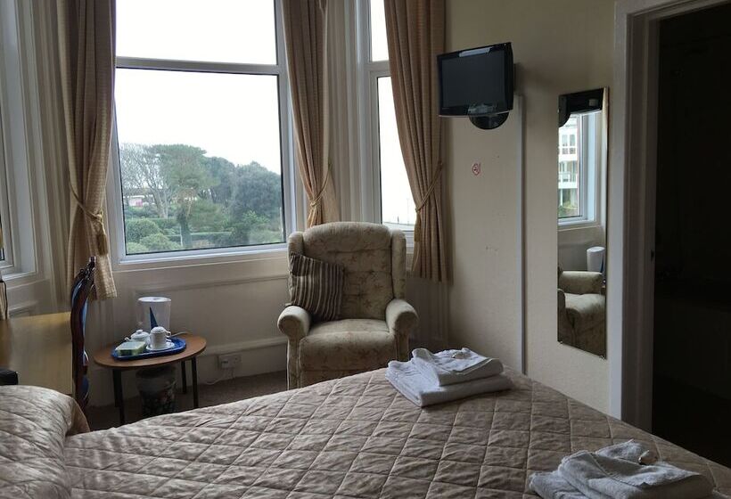 غرفة قياسية مطلّة علي البحر, Riviera