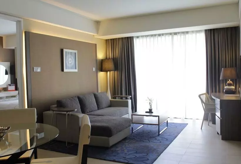 プールビュースイート, Swiss Belhotel Tuban Bali