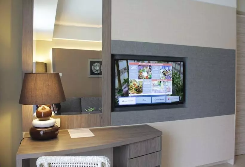 プールビュースイート, Swiss Belhotel Tuban Bali