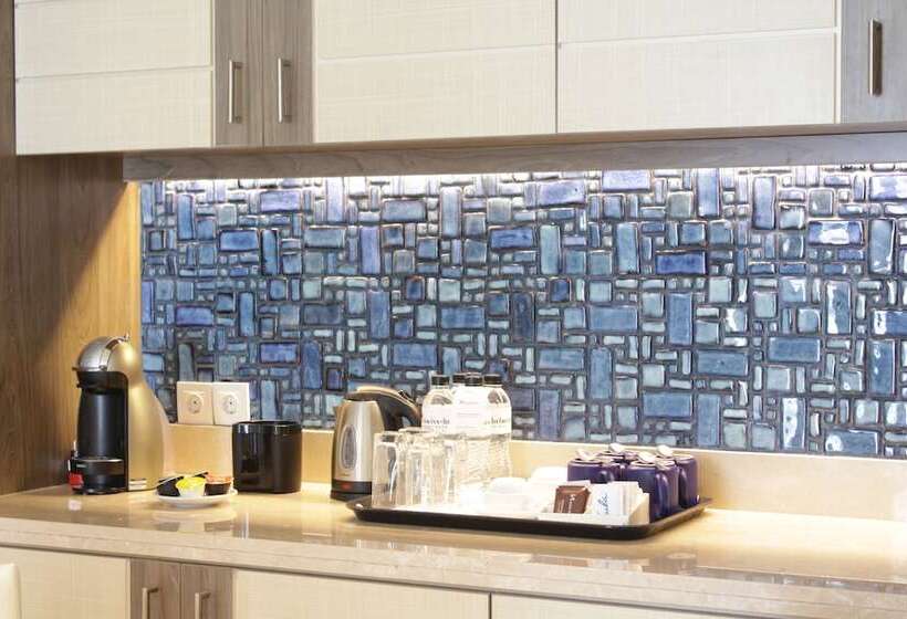 套房带泳池景, Swiss Belhotel Tuban Bali