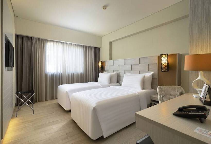 Номер Deluxe с Балконом, Swiss Belhotel Tuban Bali