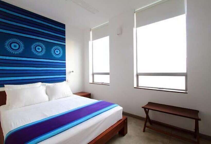 デラックスルーム, The Ocean Front