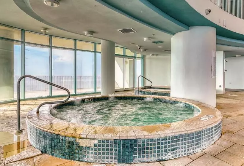 ３ベッドルームアパートメント, Turquoise Place
