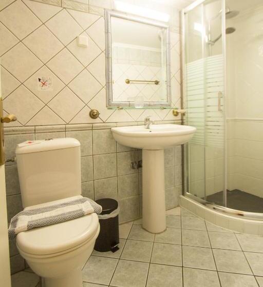 חדר סטנדרט, Vilelmine