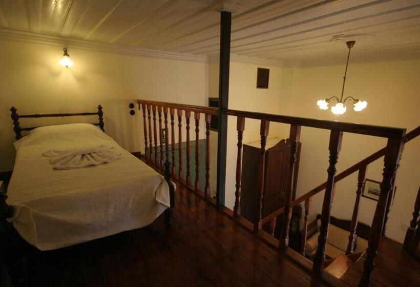 חדר סטנדרט לשלושה, Vilelmine