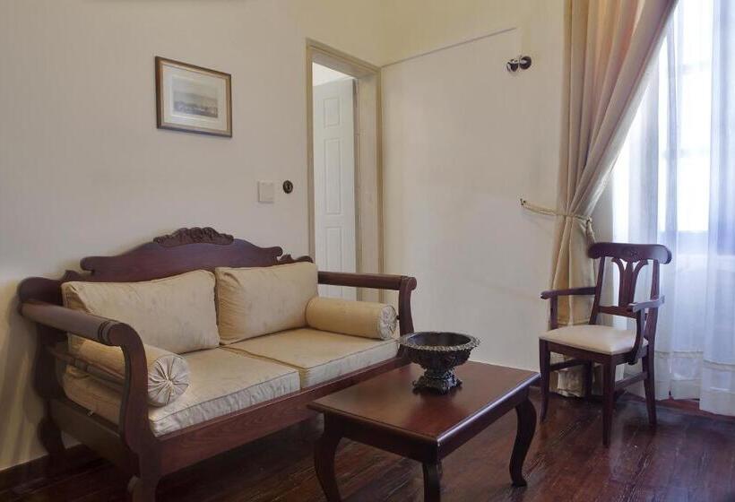 חדר סטנדרט לשלושה, Vilelmine