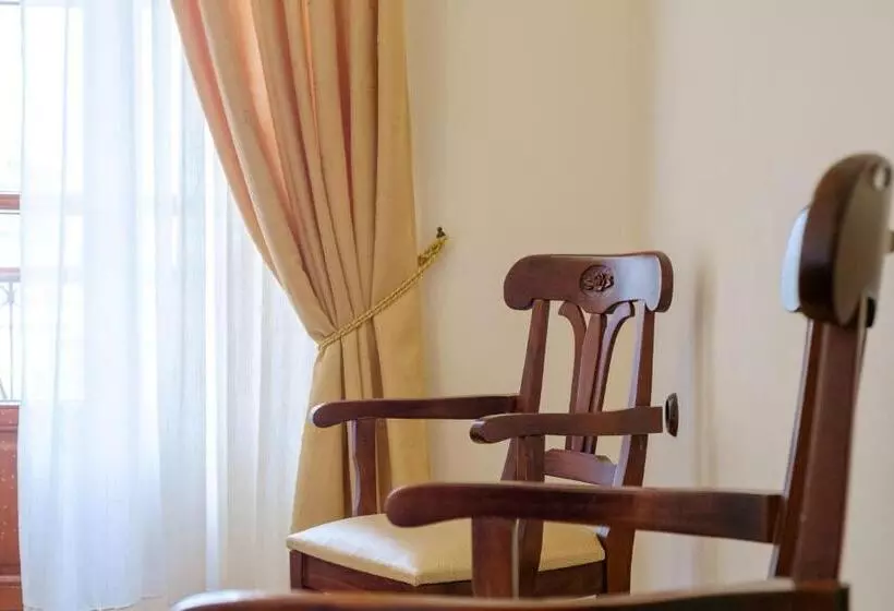 Chambre Triple Confort, Vilelmine