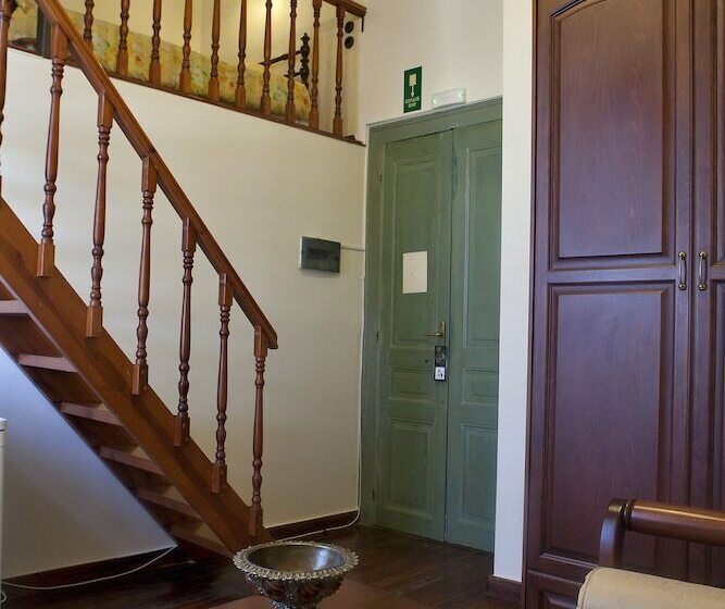 חדר סטנדרט לשלושה, Vilelmine