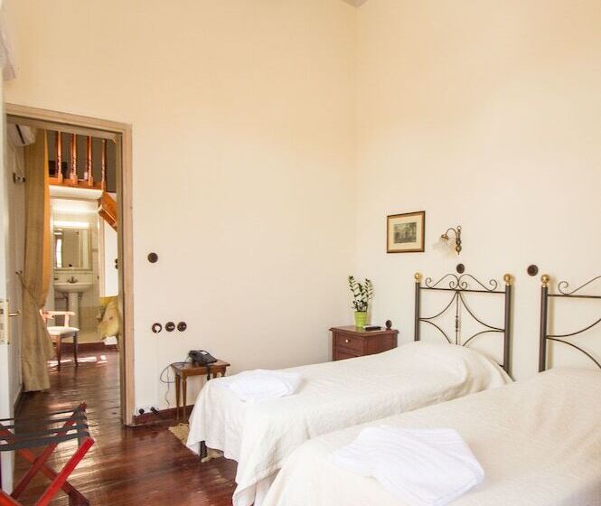 חדר סטנדרט לשלושה, Vilelmine