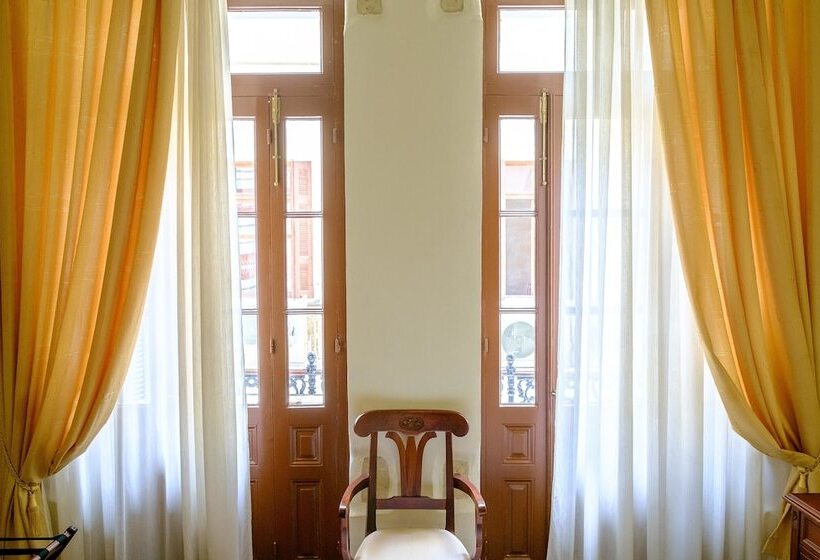 חדר קומפורט לשלושה, Vilelmine