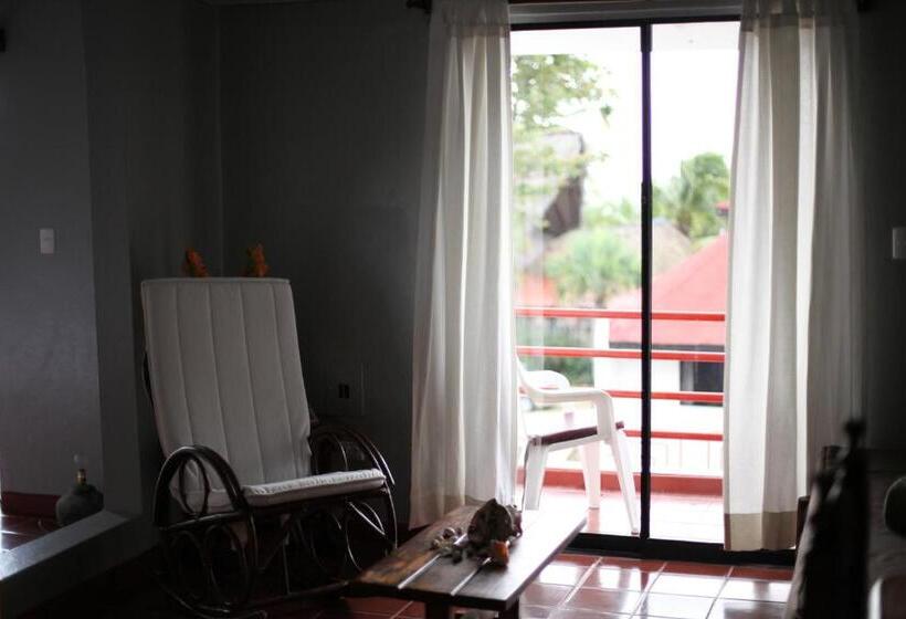 디럭스 스튜디오, Zapata