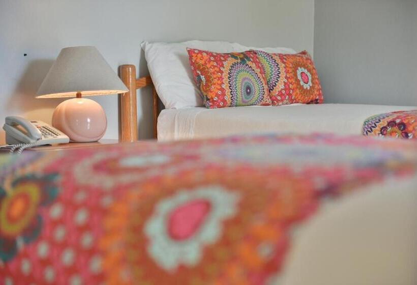 스탠다드 발코니 스튜디오, Zapata