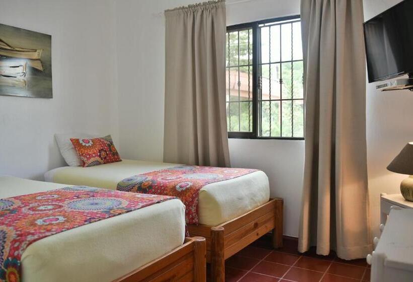 스탠다드 룸, Zapata