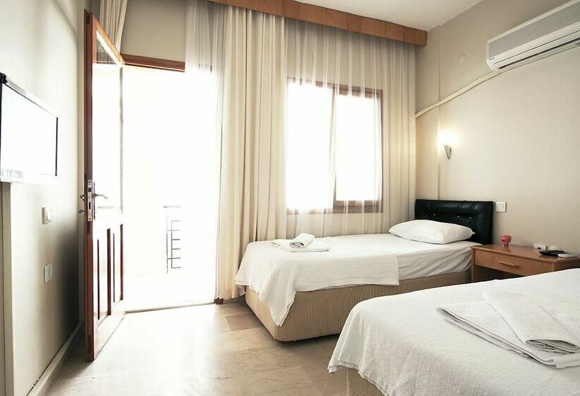 اتاق استاندارد با بالکن, Koz Eren Otel