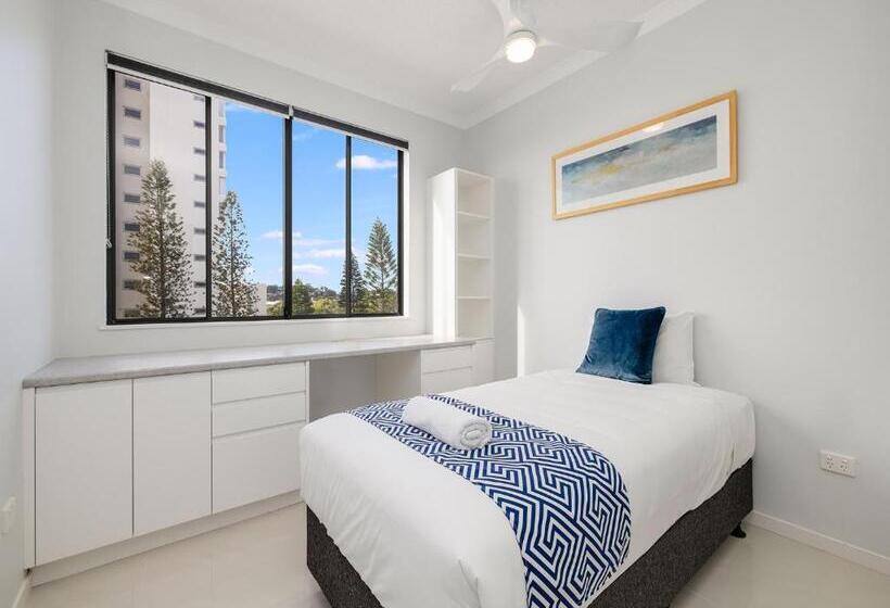 דירת 3 חדרים נוף לים, Meridian Alex Beach Apartments