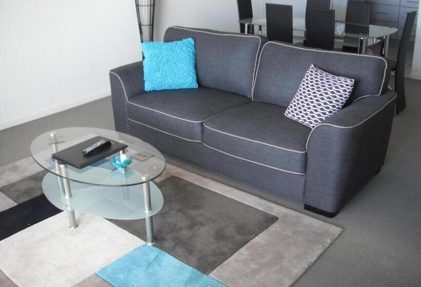 דירת דלוקס 2 חדרי שינה עם נוף לים, Meridian Alex Beach Apartments