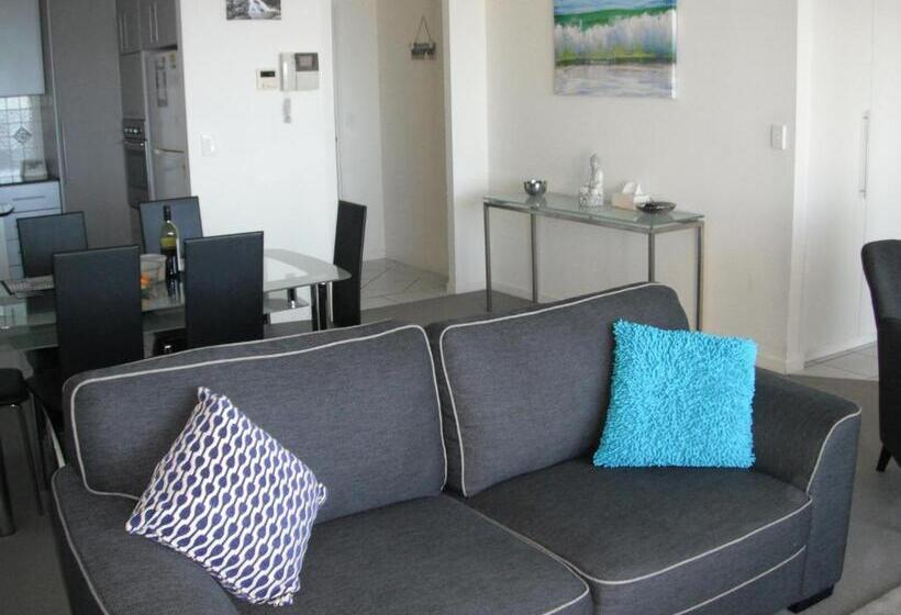 דירת דלוקס 2 חדרי שינה עם נוף לים, Meridian Alex Beach Apartments