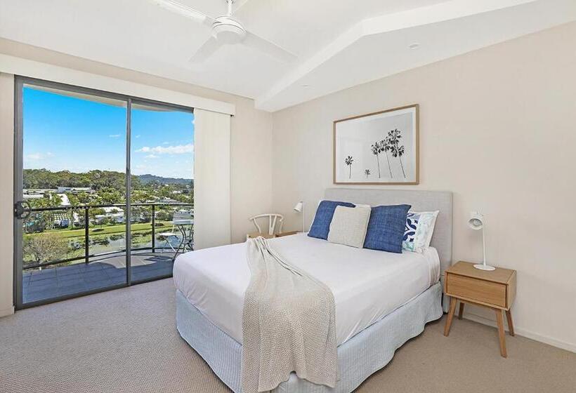 דירת חדר נוף לים, Meridian Alex Beach Apartments