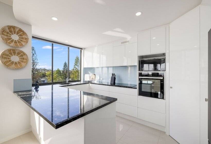 דירת 3 חדרים נוף לים, Meridian Alex Beach Apartments