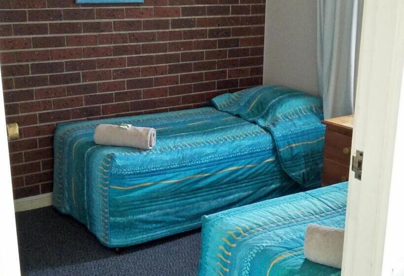 חדר משפחתי, Merimbula Gardens Motel