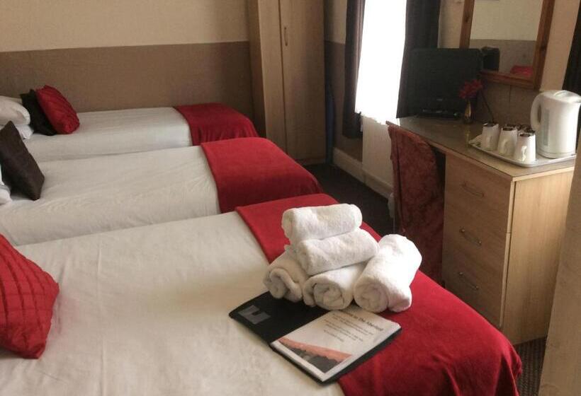 Family Room, The Aberford