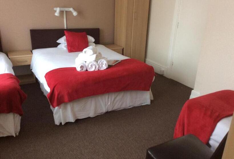 Family Room, The Aberford