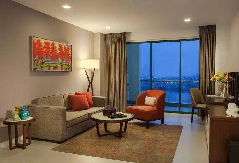 2 Bedroom Premium Apartment, Somerset Central Td Hai Phong City