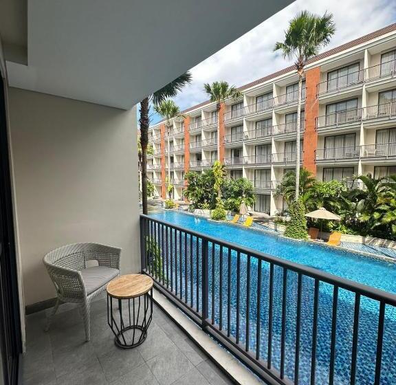 带泳池观景的豪华房, Swiss Belhotel Tuban Bali