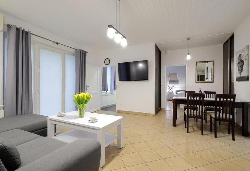 חדר דלוקס, Dworek Różany Hotel & Restauracja