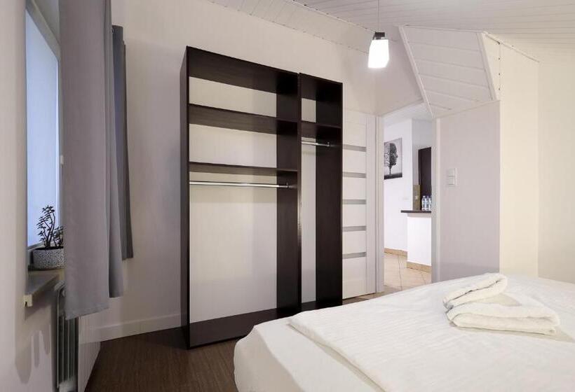 חדר דלוקס, Dworek Różany Hotel & Restauracja