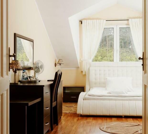 חדר סטנדרט יחיד, Dworek Różany Hotel & Restauracja