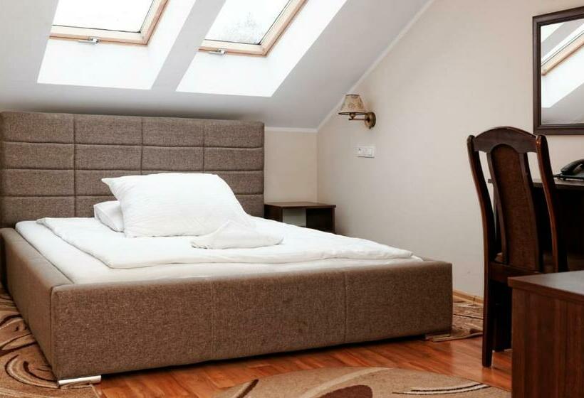 חדר סטנדרט יחיד, Dworek Różany Hotel & Restauracja
