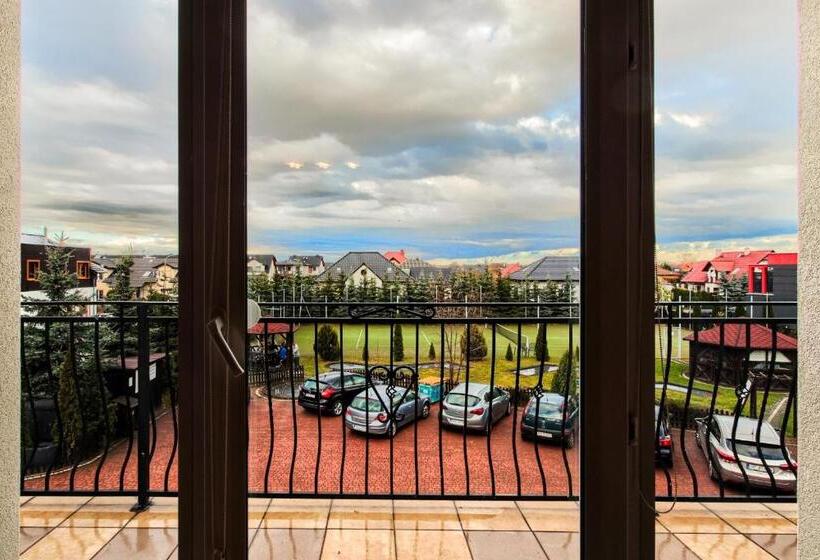 חדר דלוקס, Dworek Różany Hotel & Restauracja