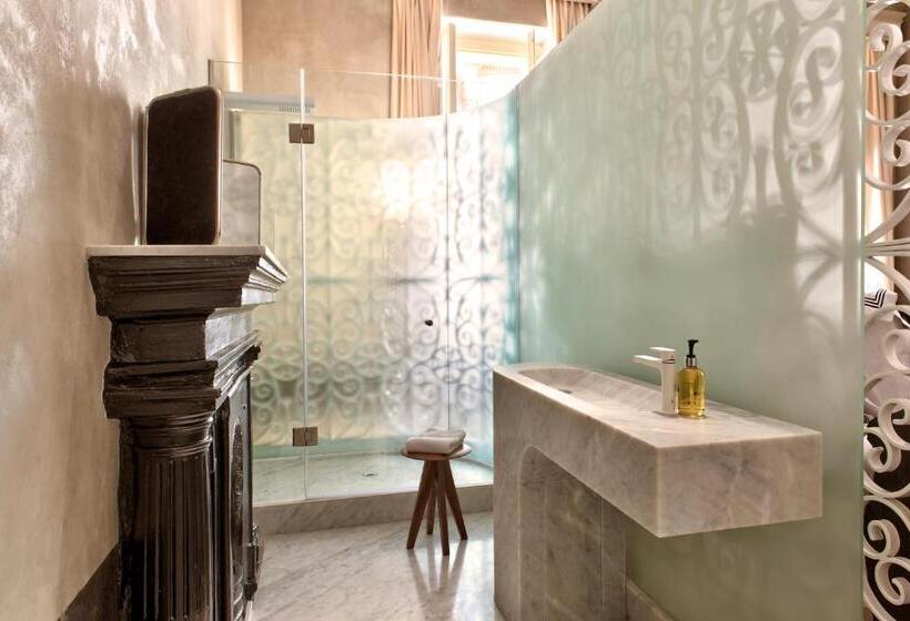 سوییت سوپریور, Casa Ellul Small Luxury Hotels Of The World