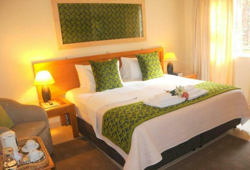 Standard Room, Centre Court B&b