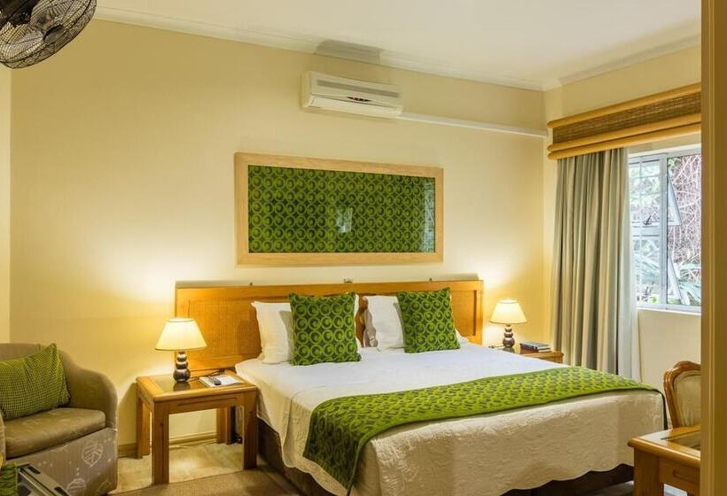 Standard Room, Centre Court B&b