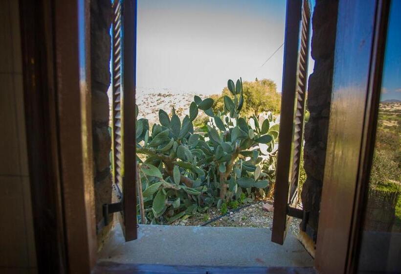 2间卧室的房子, Cottage Houses