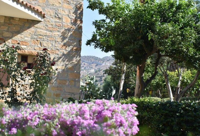 2间卧室的房子, Cottage Houses