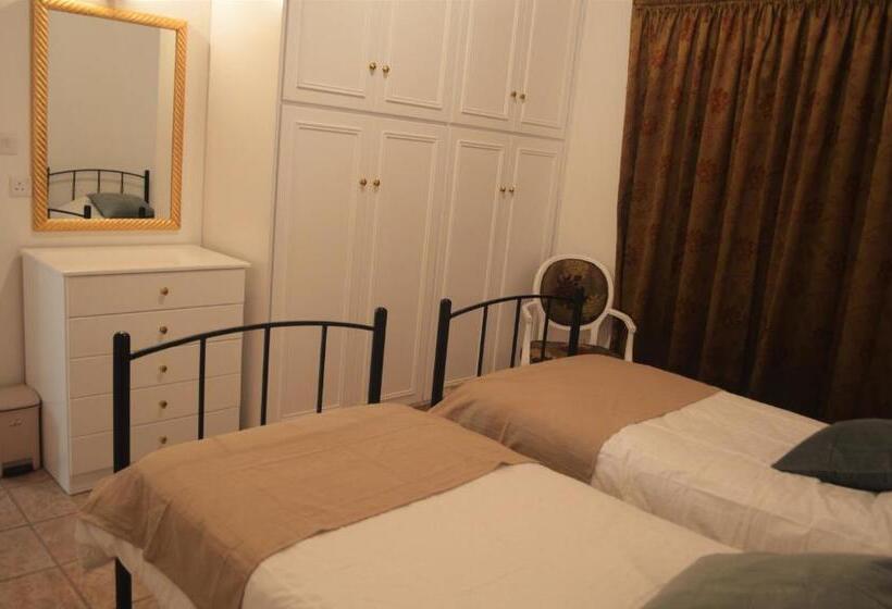 带4个卧室的别墅, Cottage Houses