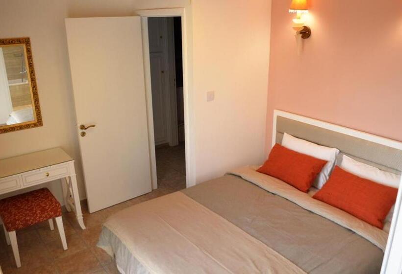 带4个卧室的别墅, Cottage Houses