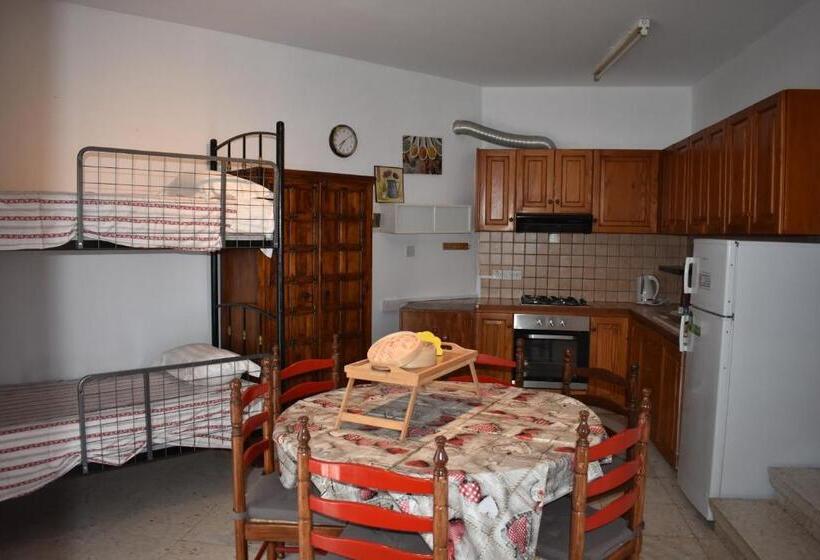 家庭套房, Cottage Houses