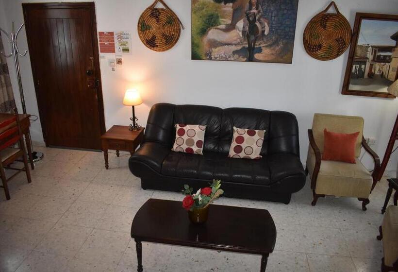 家庭套房, Cottage Houses